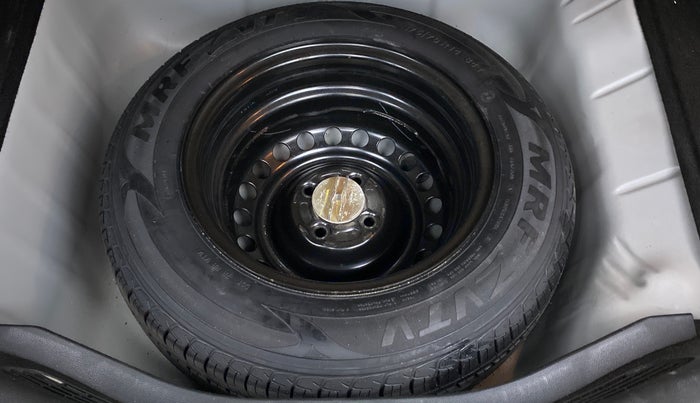 2016 Honda Jazz 1.2 V AT, Petrol, Automatic, 24,610 km, Spare Tyre