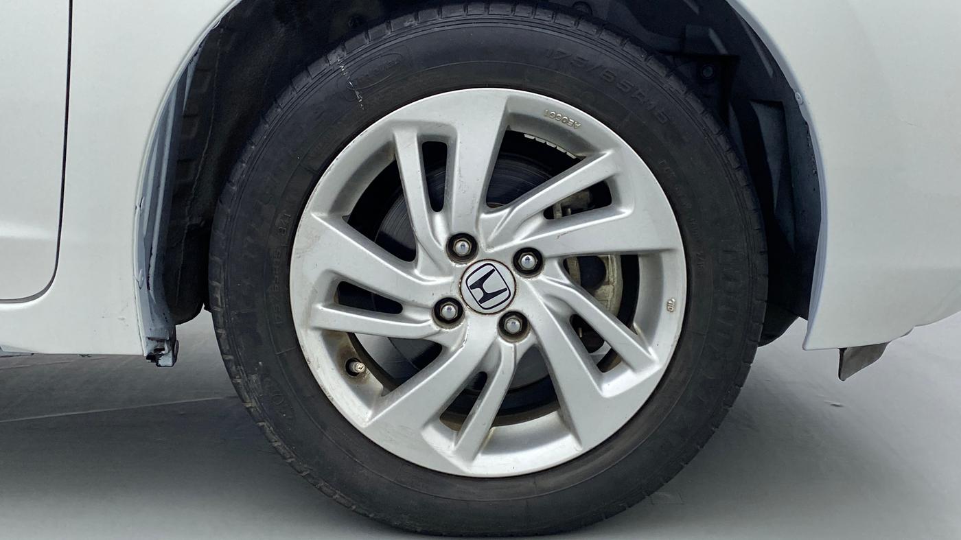 2016 Honda Jazz 1.2 V AT, Petrol, Automatic, 24,610 km, Right Front Wheel