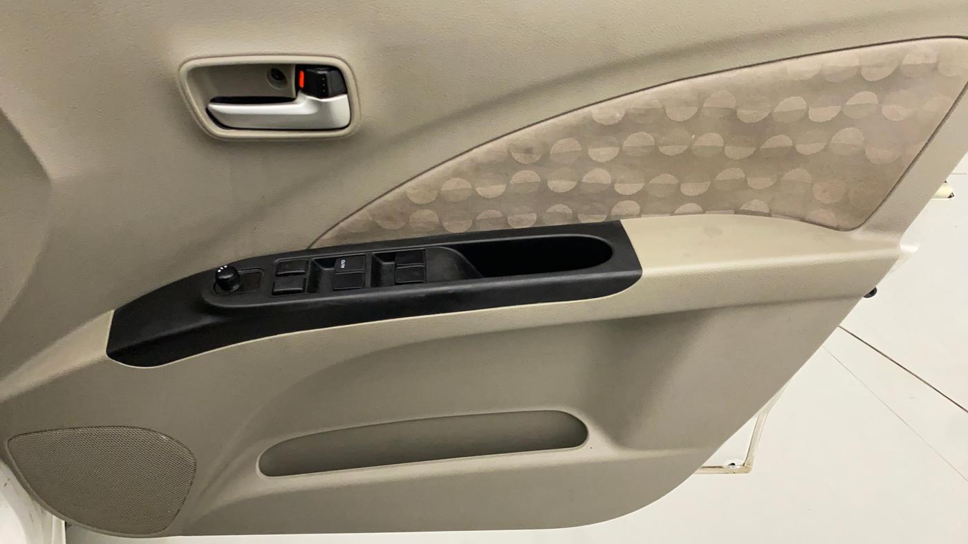 2016 Maruti Celerio ZXI, Petrol, Manual, 85,363 km, Driver Side Door Panels Control