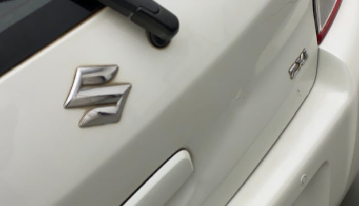 2016 Maruti Celerio ZXI, Petrol, Manual, 85,363 km, Dicky (Boot door) - Slightly dented