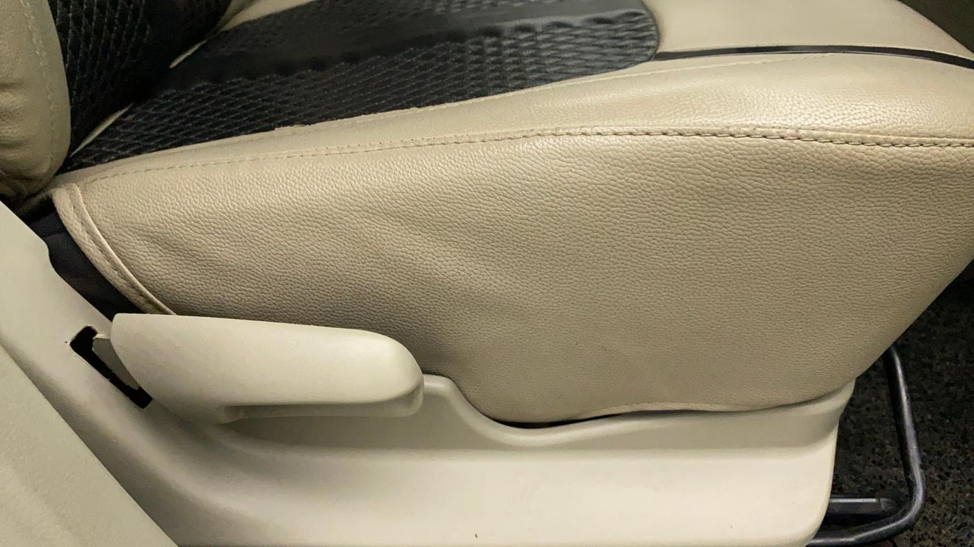 2016 Maruti Celerio ZXI, Petrol, Manual, 85,363 km, Driver Side Adjustment Panel