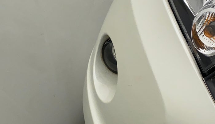 2016 Maruti Celerio ZXI, Petrol, Manual, 85,363 km, Right fog light - Not working