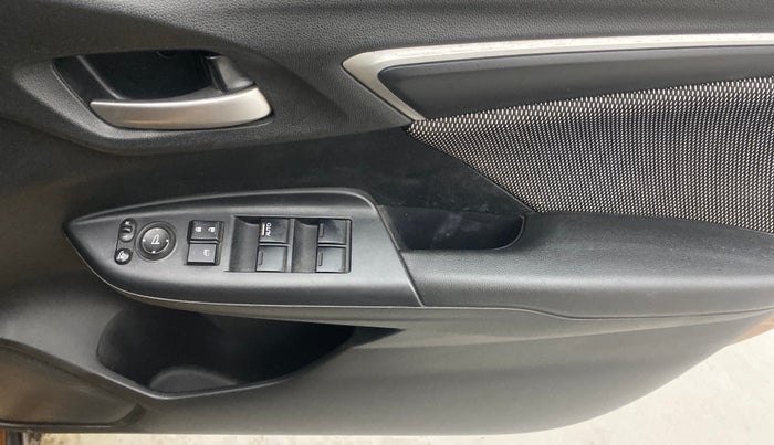 2017 Honda WR-V 1.2L I-VTEC VX MT, Petrol, Manual, 43,693 km, Driver Side Door Panels Control