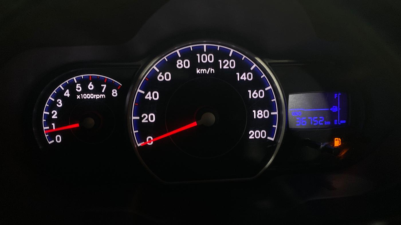 2014 Hyundai i10 SPORTZ 1.1, Petrol, Manual, 36,747 km, Odometer Image