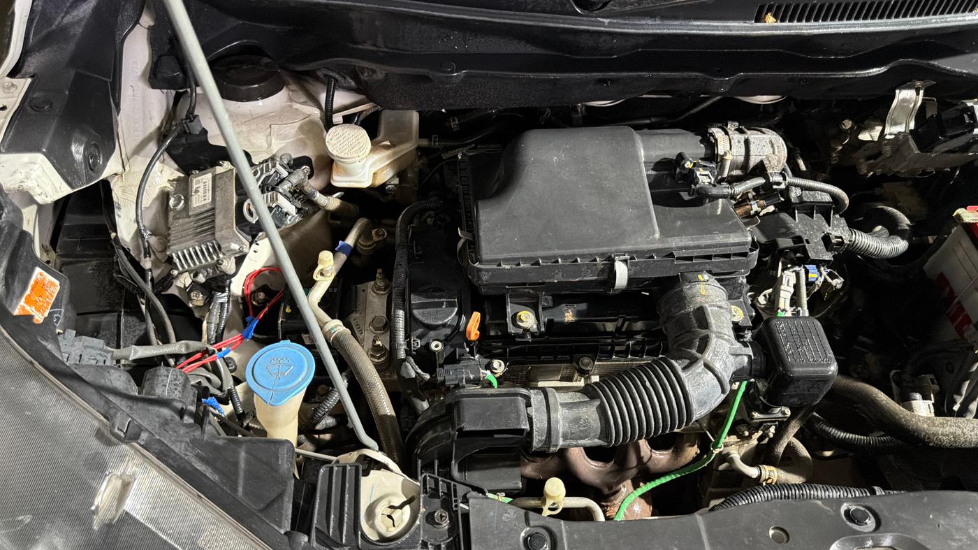 2023 Maruti XL6 ZETA CNG, CNG, Manual, 48,374 km, Engine View - Right