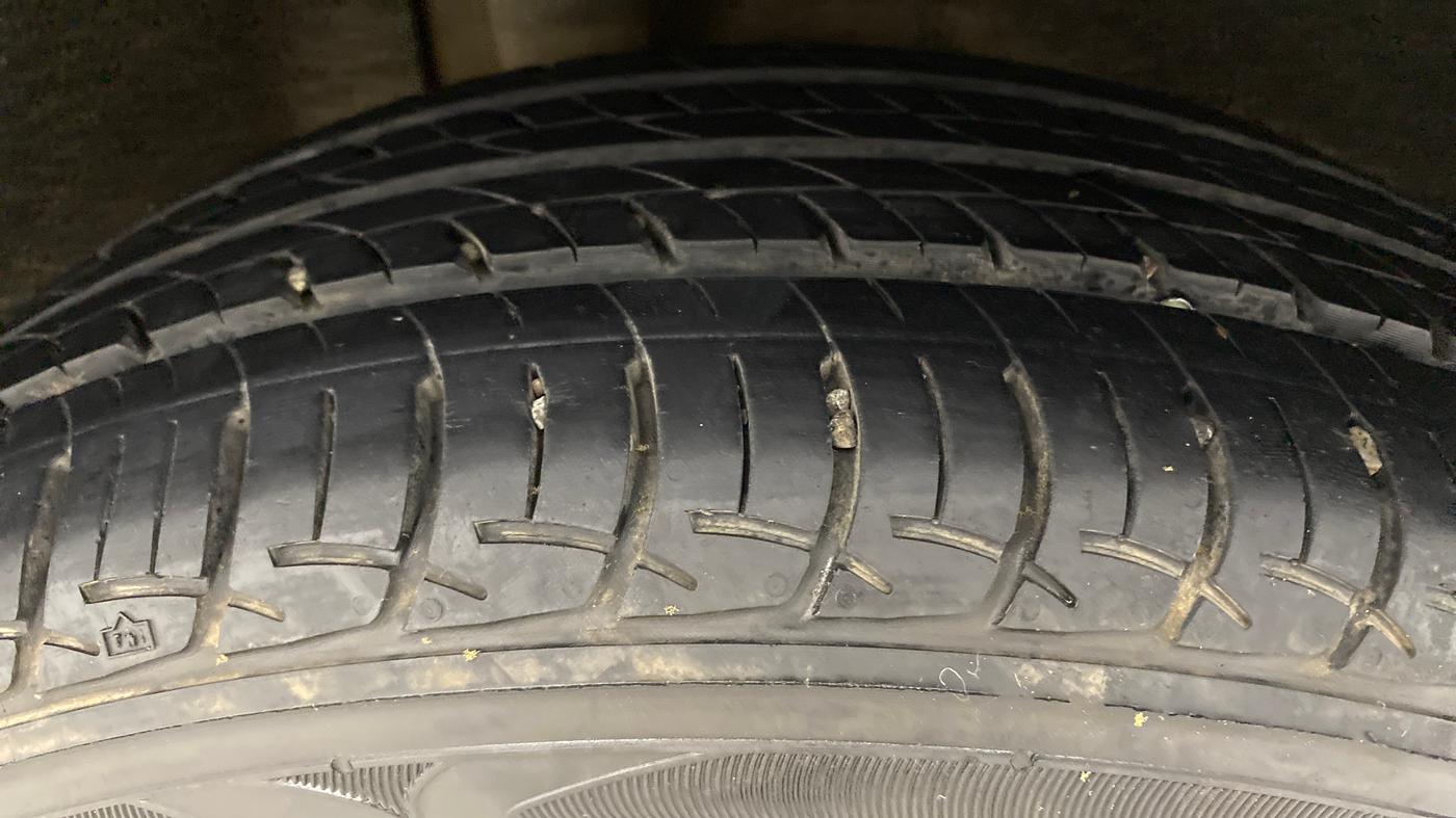 2017 Maruti Baleno DELTA 1.2 K12, Petrol, Manual, 17,249 km, Right Rear Tyre Tread