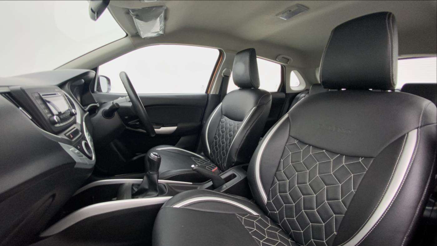 2017 Maruti Baleno DELTA 1.2 K12, Petrol, Manual, 17,249 km, Right Side Front Door Cabin