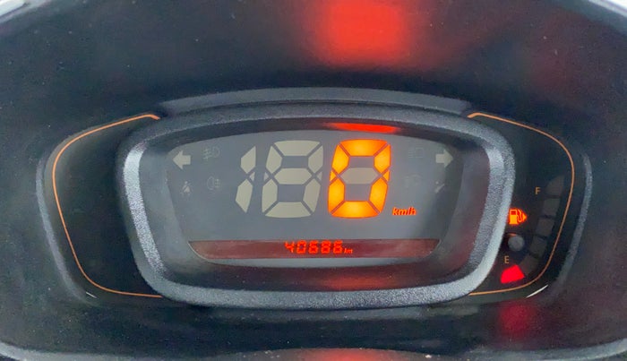 2017 Renault Kwid RXT, Petrol, Manual, 40,785 km, Odometer Image