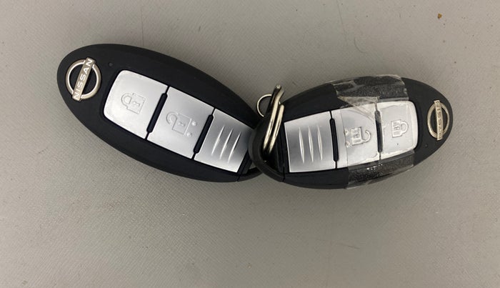 2024 Nissan MAGNITE XV Premium AMT, Petrol, Automatic, 16,068 km, Key Close Up