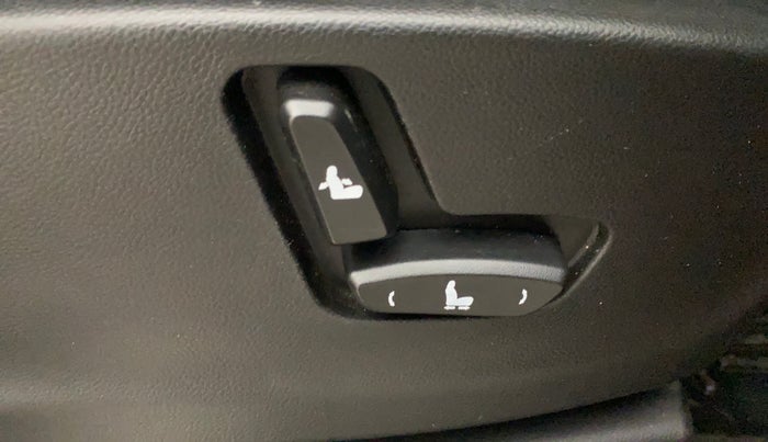 2020 MG HECTOR SHARP HYBRID 1.5 PETROL, Petrol, Manual, 50,707 km, Driver Side Adjustment Panel