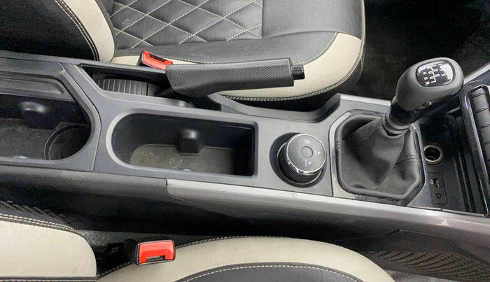 2020 Tata NEXON XM SUNROOF PETROL, Petrol, Manual, 35,575 km, Gear Lever