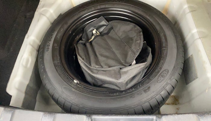 2020 Tata NEXON XM SUNROOF PETROL, Petrol, Manual, 35,575 km, Spare Tyre