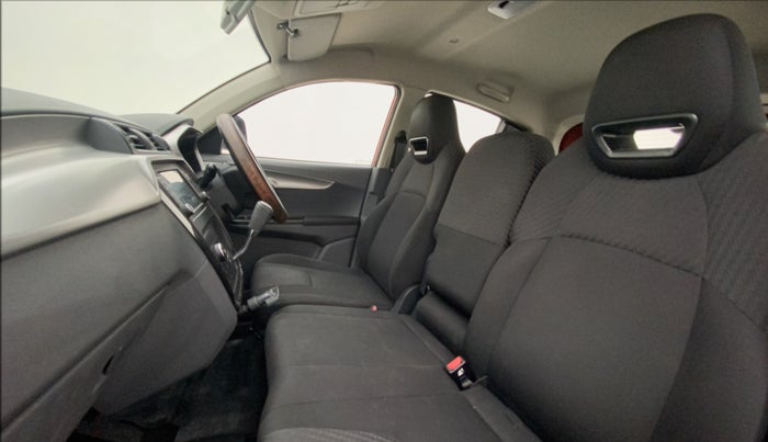 2018 Mahindra KUV 100 NXT K6+ P 6 STR, Petrol, Manual, 27,973 km, Right Side Front Door Cabin