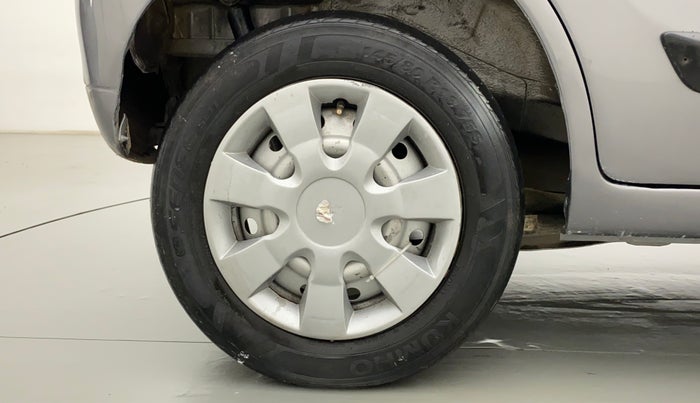 2018 Maruti Wagon R 1.0 LXI CNG, CNG, Manual, 1,00,362 km, Right Rear Wheel