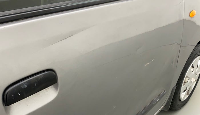 2018 Maruti Wagon R 1.0 LXI CNG, CNG, Manual, 1,00,362 km, Driver-side door - Slightly dented