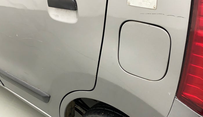 2018 Maruti Wagon R 1.0 LXI CNG, CNG, Manual, 1,00,362 km, Left quarter panel - Minor scratches