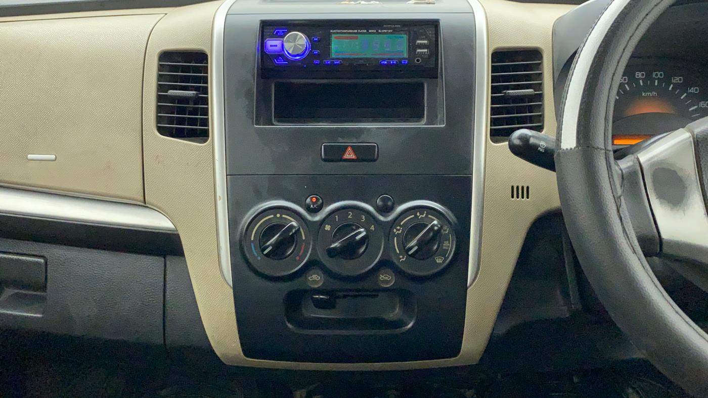 2018 Maruti Wagon R 1.0 LXI CNG, CNG, Manual, 1,00,362 km, Air Conditioner