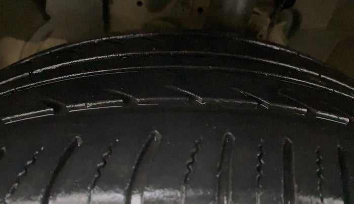 2020 Ford Ecosport TITANIUM + 1.5L PETROL AT, Petrol, Automatic, 40,323 km, Left Front Tyre Tread