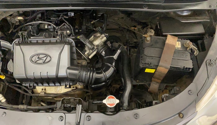 2014 Hyundai i10 MAGNA 1.1, Petrol, Manual, 56,193 km, Engine View - Left