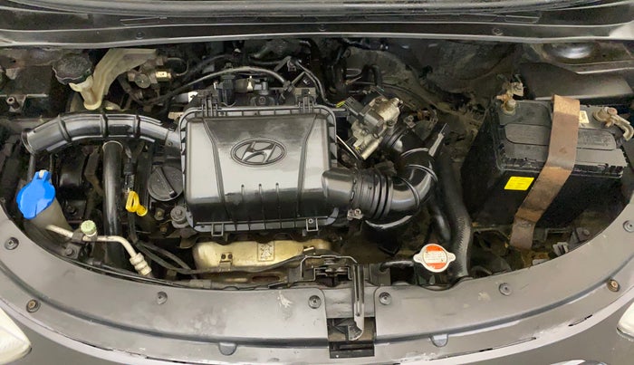 2014 Hyundai i10 MAGNA 1.1, Petrol, Manual, 56,193 km, Engine View