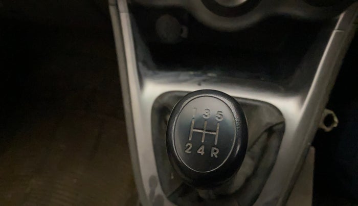 2014 Hyundai i10 MAGNA 1.1, Petrol, Manual, 56,193 km, Gear Lever