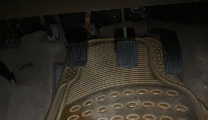 2014 Hyundai i10 MAGNA 1.1, Petrol, Manual, 56,193 km, Pedals