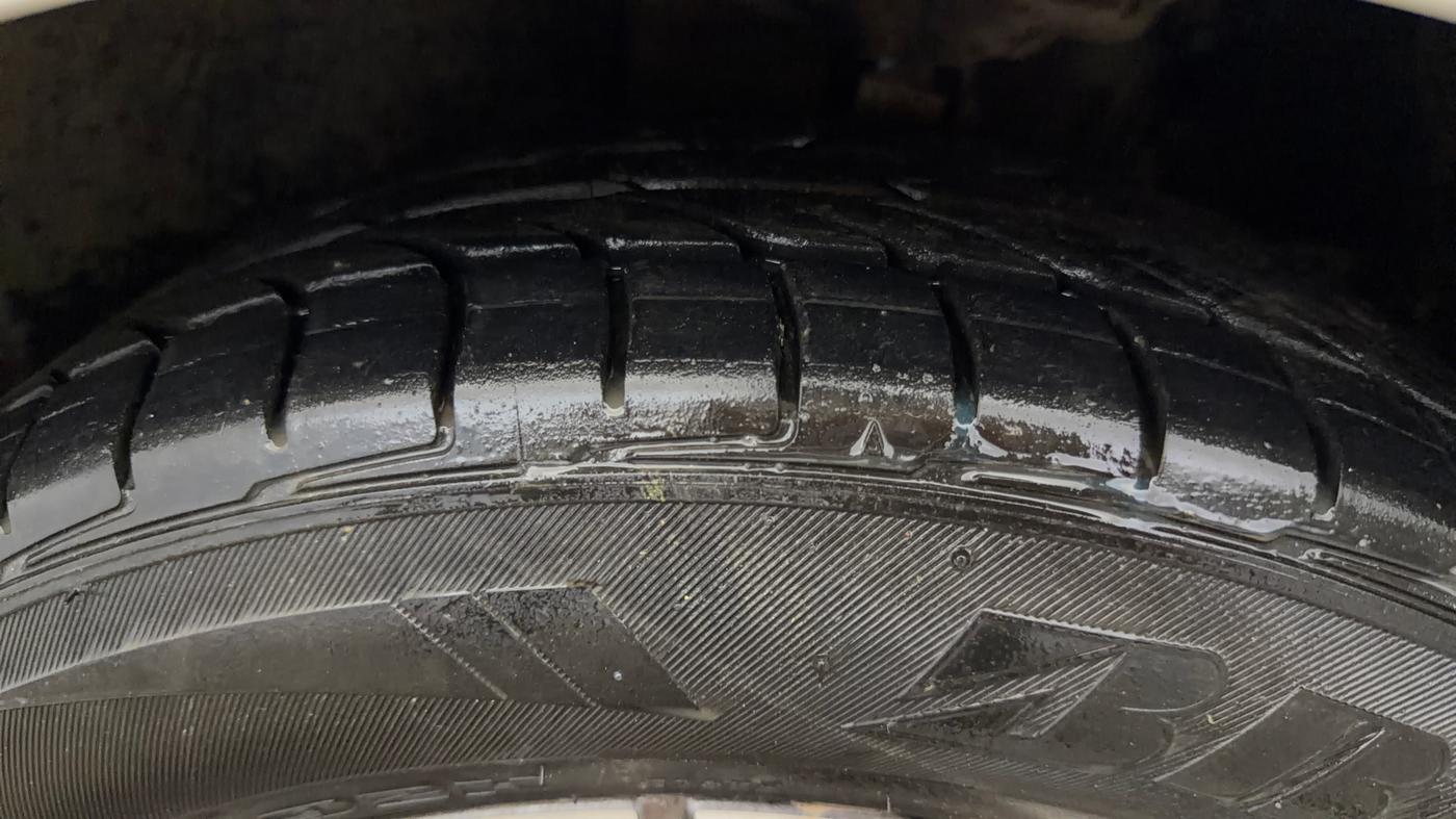 2022 Skoda SLAVIA STYLE 1.0L TSI AT, Petrol, Automatic, 98,174 km, Left Front Tyre Tread