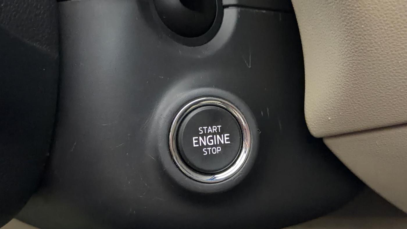 2022 Skoda SLAVIA STYLE 1.0L TSI AT, Petrol, Automatic, 98,174 km, Keyless Start/ Stop Button