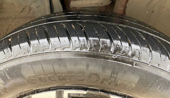 2023 Renault Kiger RXZ AMT, Petrol, Automatic, 12,858 km, Right Front Tyre Tread