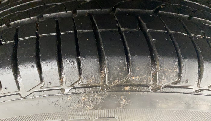 2021 Tata Tiago XZ PLUS PETROL, Petrol, Manual, 29,786 km, Left Rear Tyre Tread