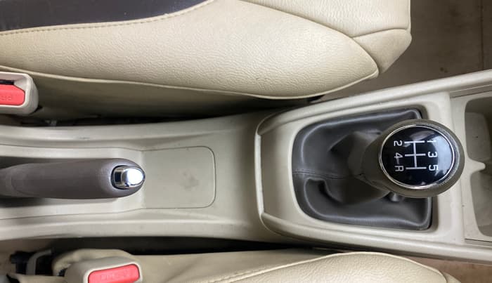2020 Maruti Ertiga ZXI+ SHVS, Petrol, Manual, 63,777 km, Gear Lever
