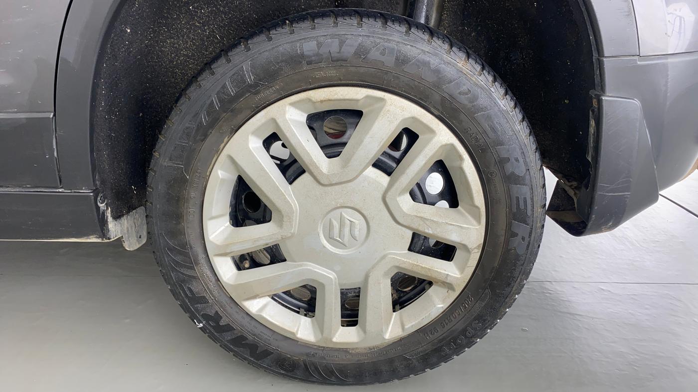 2018 Maruti Vitara Brezza VDI OPT, Diesel, Manual, 32,639 km, Left Rear Wheel