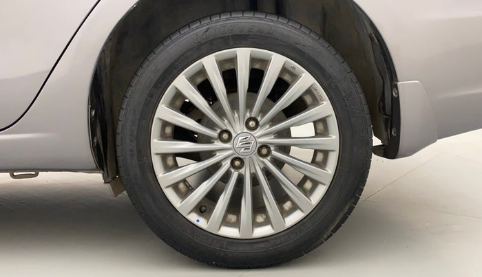 2017 Maruti Ciaz ZXI+, Petrol, Manual, 72,070 km, Left Rear Wheel