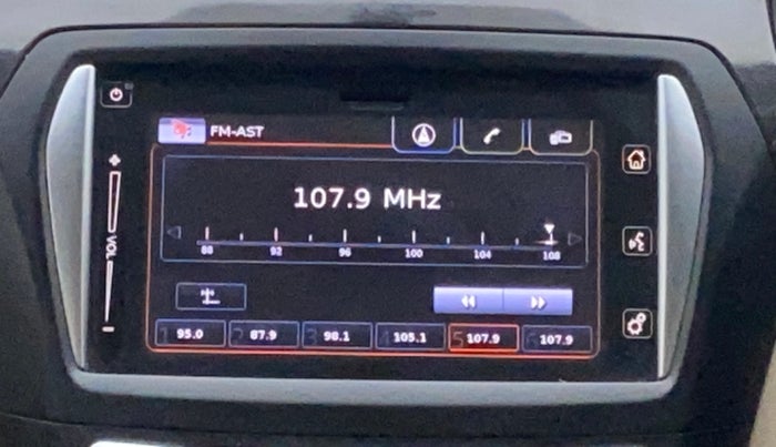 2017 Maruti Ciaz ZXI+, Petrol, Manual, 72,070 km, Infotainment System