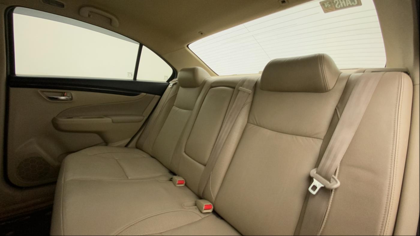 2017 Maruti Ciaz ZXI+, Petrol, Manual, 72,070 km, Right Side Rear Door Cabin