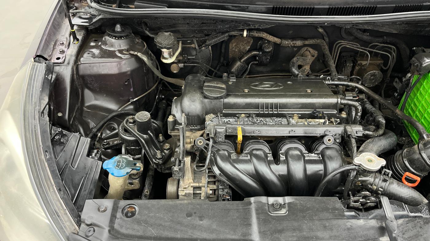 2013 Hyundai Verna FLUIDIC VTVT 1.6 EX AT, Petrol, Automatic, 88,573 km, Engine View - Right