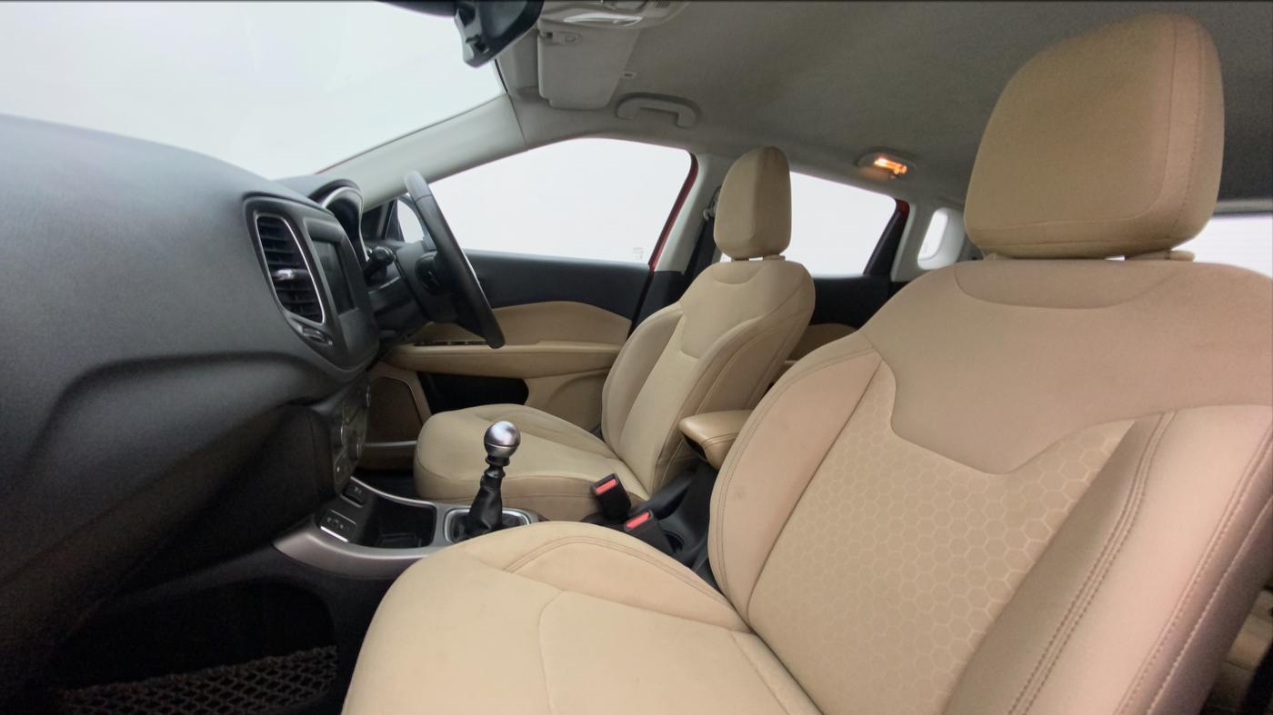 2017 Jeep Compass LONGITUDE 2.0 DIESEL, Diesel, Manual, 50,322 km, Right Side Front Door Cabin