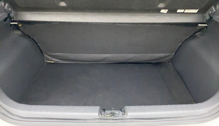 2019 Hyundai GRAND I10 NIOS SPORTZ AMT 1.2 KAPPA VTVT, Petrol, Automatic, 35,110 km, Boot Inside