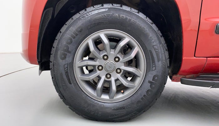 2018 Mahindra TUV300 T 10 AT, Diesel, Automatic, 58,192 km, Left Front Wheel