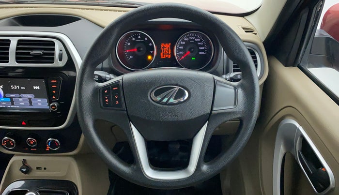 2018 Mahindra TUV300 T 10 AT, Diesel, Automatic, 58,192 km, Steering Wheel Close Up
