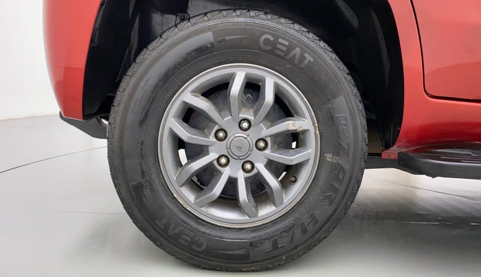 2018 Mahindra TUV300 T 10 AT, Diesel, Automatic, 58,192 km, Right Rear Wheel