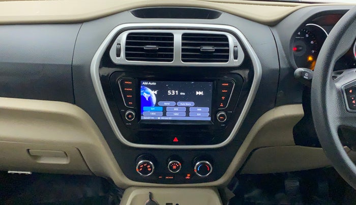 2018 Mahindra TUV300 T 10 AT, Diesel, Automatic, 58,192 km, Air Conditioner