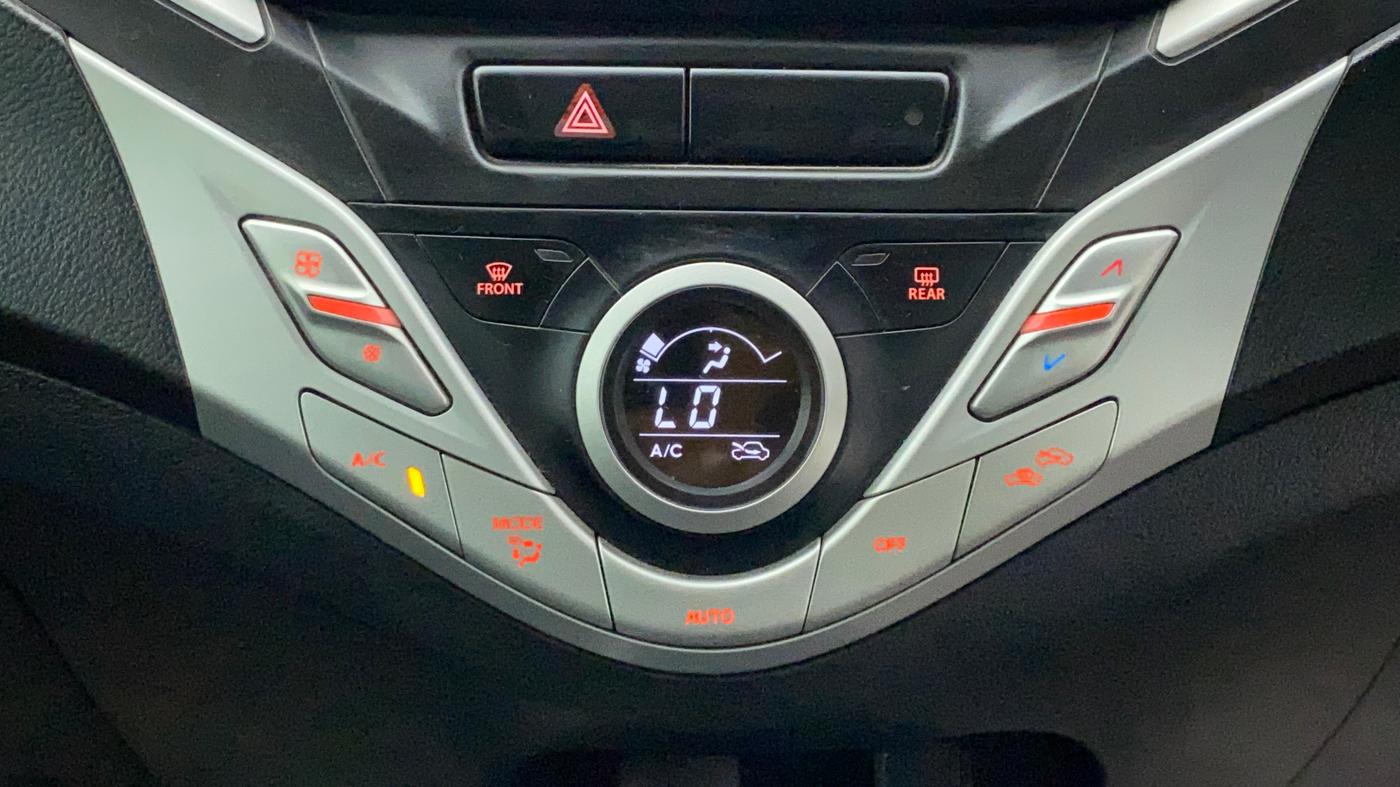 2017 Maruti Baleno ZETA PETROL 1.2, Petrol, Manual, 56,997 km, Automatic Climate Control