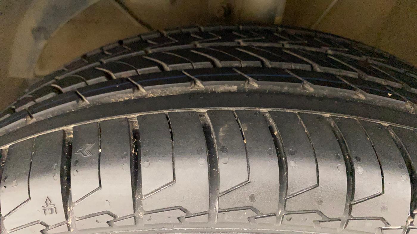 2017 Maruti Baleno ZETA PETROL 1.2, Petrol, Manual, 56,997 km, Left Front Tyre Tread