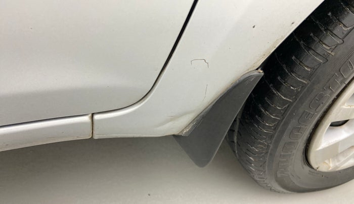 2013 Hyundai i20 MAGNA (O) 1.2, Petrol, Manual, 92,904 km, Right fender - Slightly dented