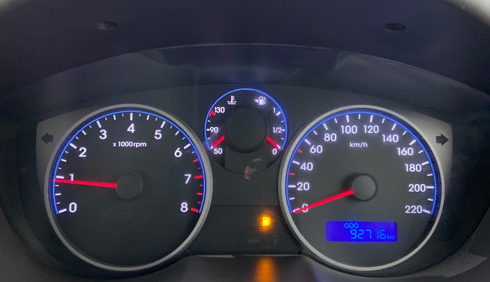 2013 Hyundai i20 MAGNA (O) 1.2, Petrol, Manual, 92,904 km, Odometer Image