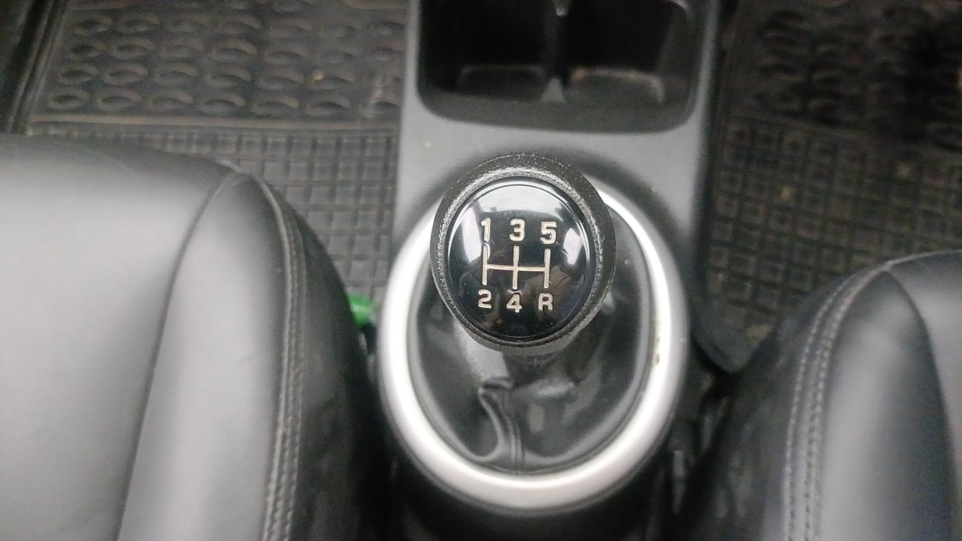2022 Maruti Celerio ZXI, Petrol, Manual, 27,084 km, Gear Lever