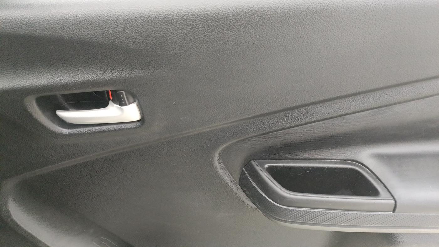 2022 Maruti Celerio ZXI, Petrol, Manual, 27,084 km, Driver Side Door Panels Control