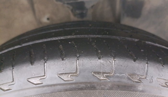 2022 Maruti Celerio ZXI, Petrol, Manual, 27,084 km, Right Front Tyre Tread