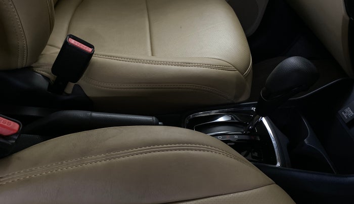 2019 Honda Amaze 1.2L I-VTEC V CVT, Petrol, Automatic, 32,722 km, Gear Lever